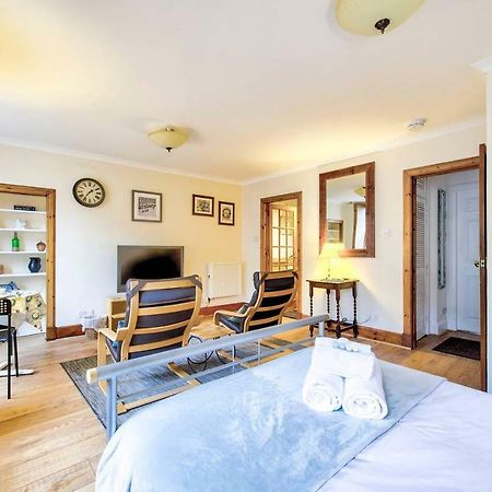 Joivy Royal Mile Apartment In Prime Location Édimbourg Extérieur photo